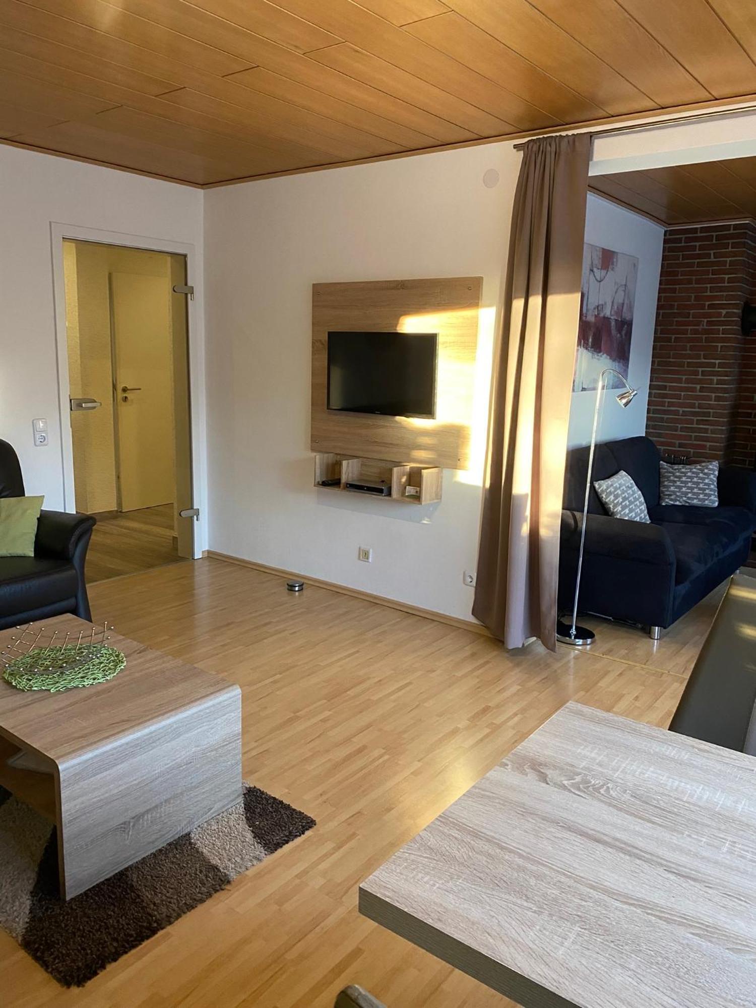Ferienwohnung Familie Slepitzka Niedenstein エクステリア 写真